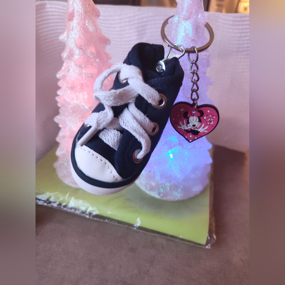 Pet Life Dog Shoe Key Chain/ Ornament , Minnie 2" X 2" Novelty Navy Blue New